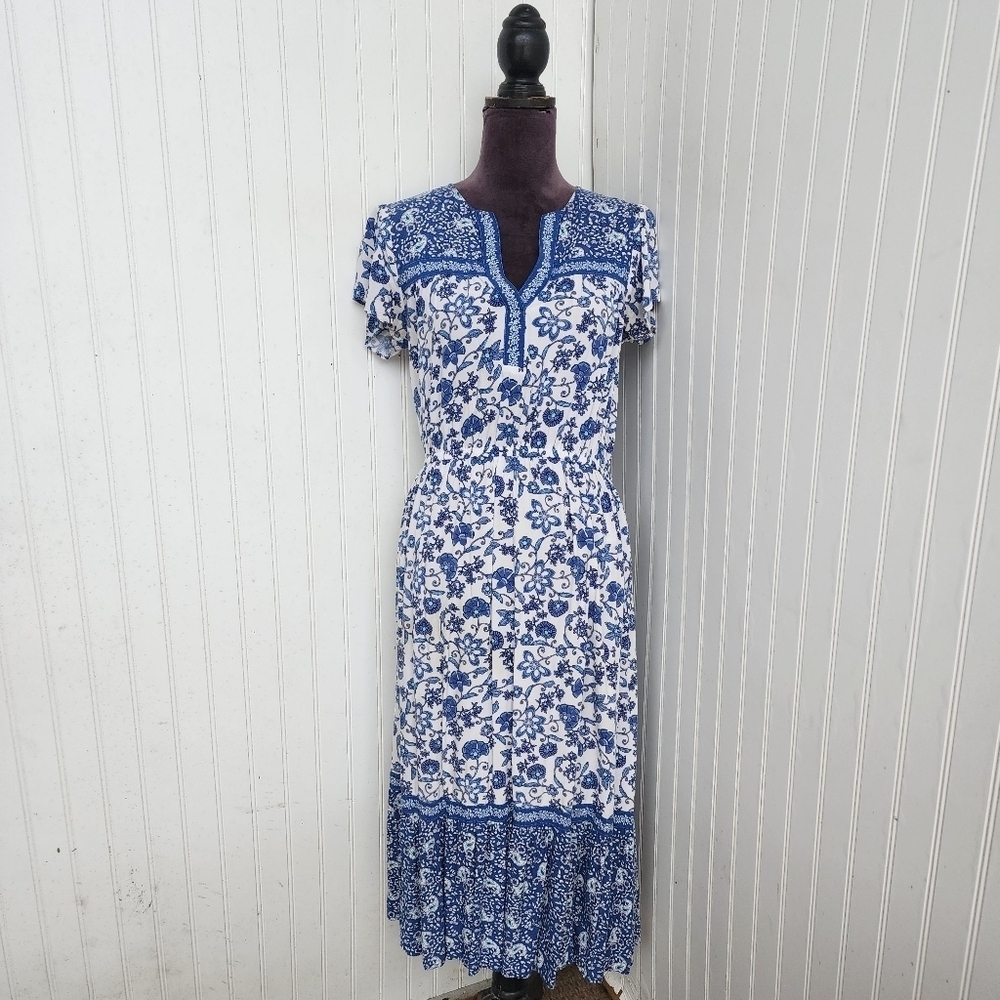 GAP Dress MIDI Floral Blue White With Elastic Waist Rayon Short Flatter Sleeve S